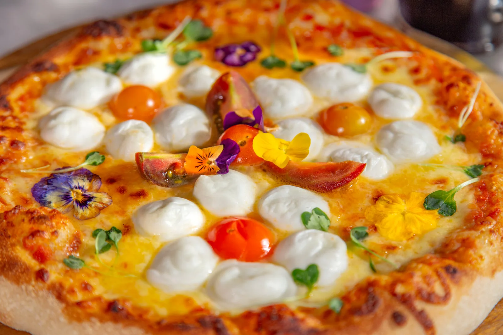 Pizza Todo es color di rosa